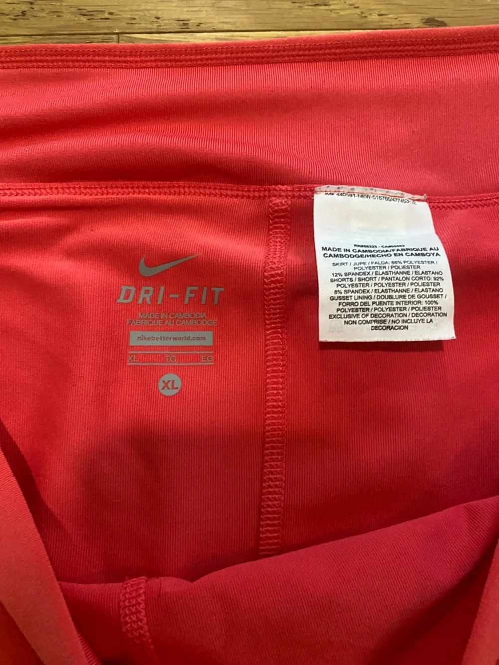 Nike Women’s coral Athletic Tennis Short Skort with short lining XL EUC